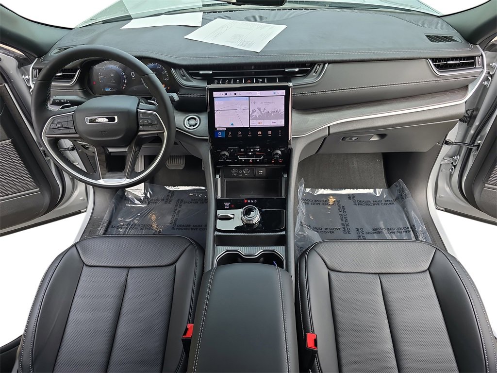 New 2025 Jeep Grand Cherokee Limited w/ Luxury Tech Group II image 9