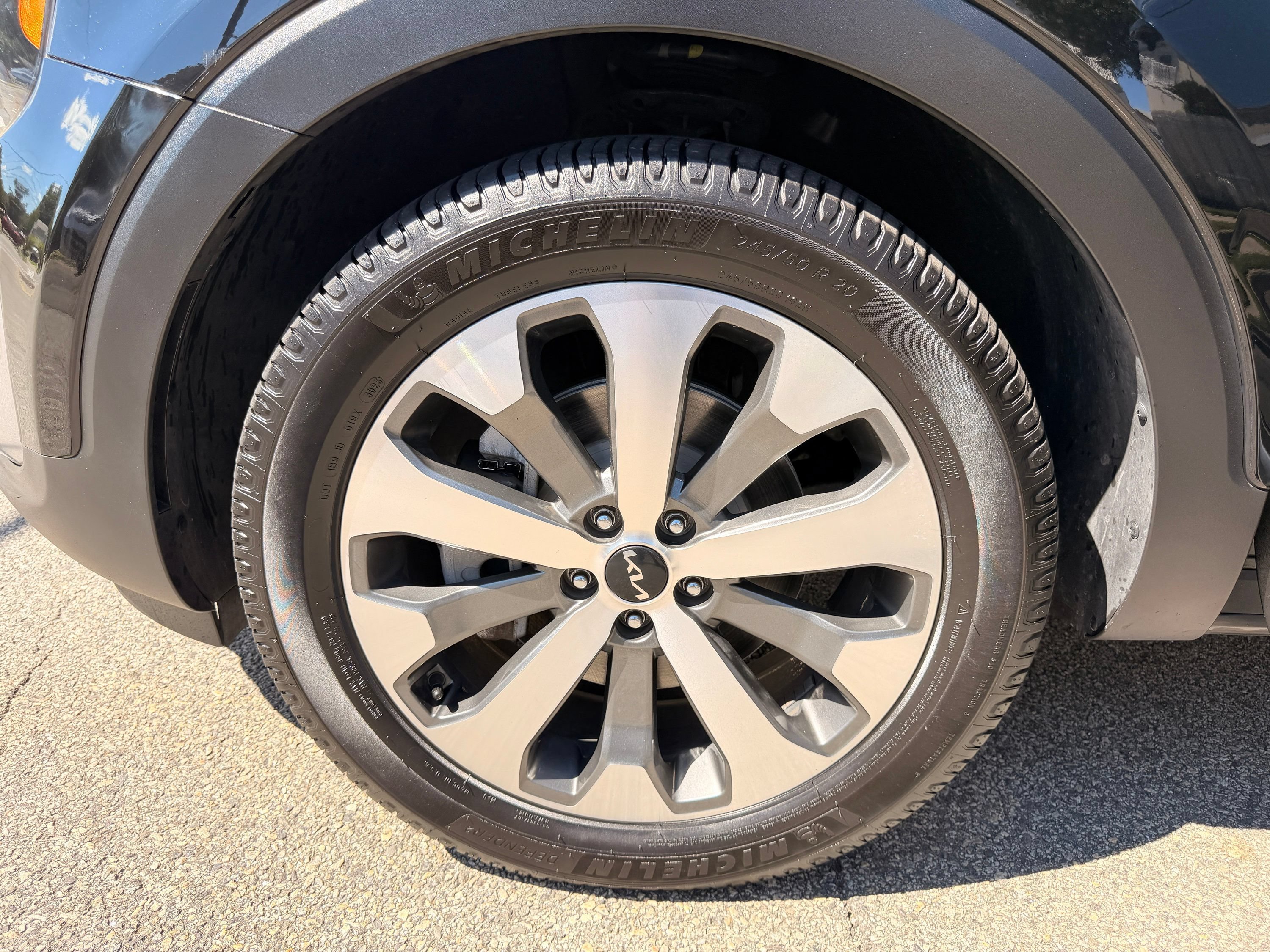Used 2022 Kia Telluride S AWD/4WD image 40