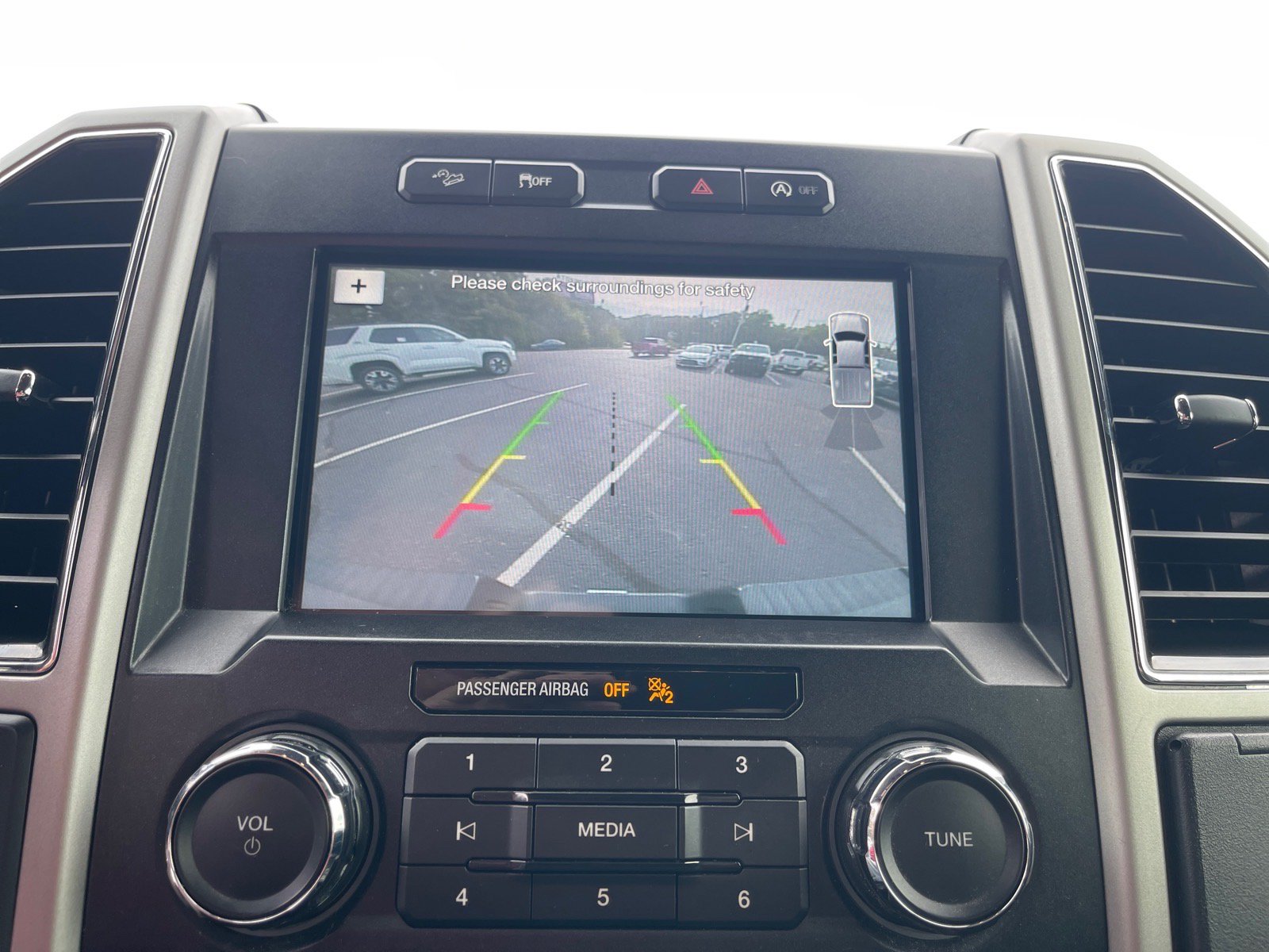 Used 2018 Ford F150 Lariat w/ Trailer Tow Package AWD/4WD image 6