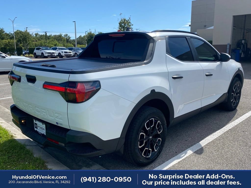 Certified 2023 Hyundai Santa Cruz SEL w/ Activity Package FWD image 11