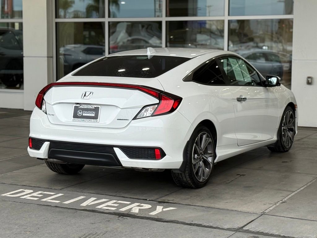 Used 2019 Honda Civic Touring image 12