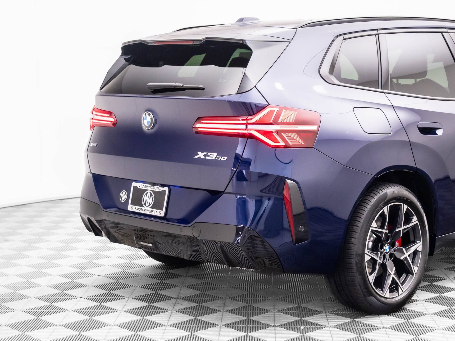 Used 2026 BMW X3 xDrive30i w/ M Sport Package AWD/4WD image 36