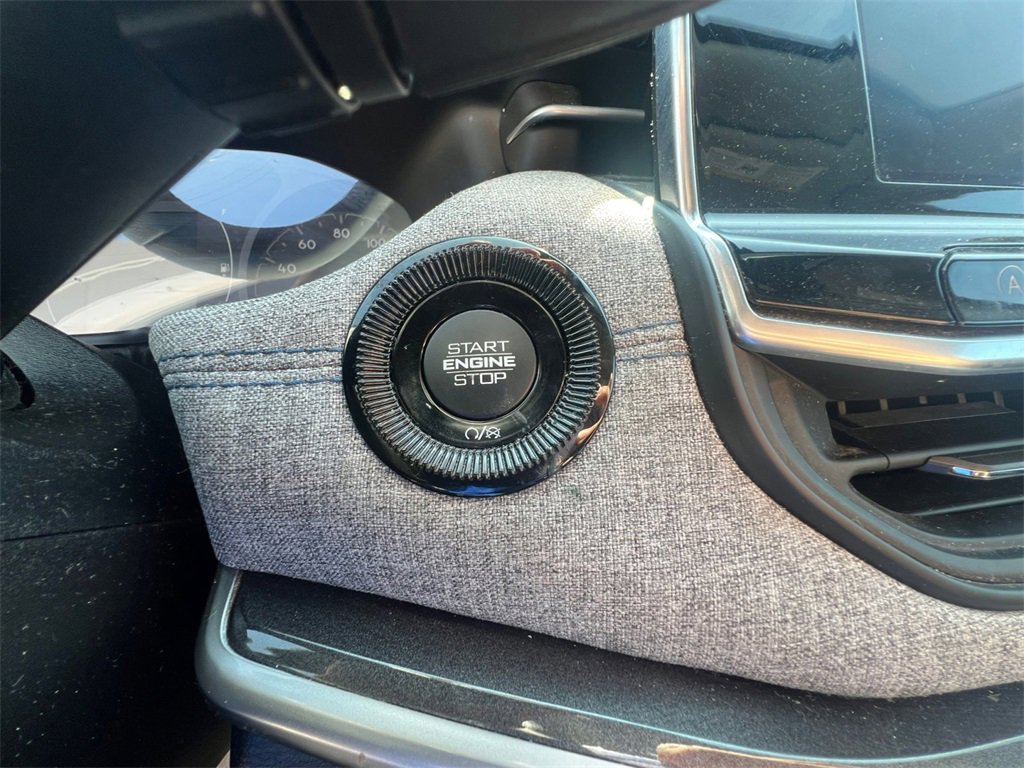 Used 2022 Jeep Compass Latitude image 31