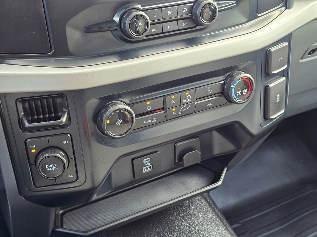 Used 2023 Ford F150 XLT image 28