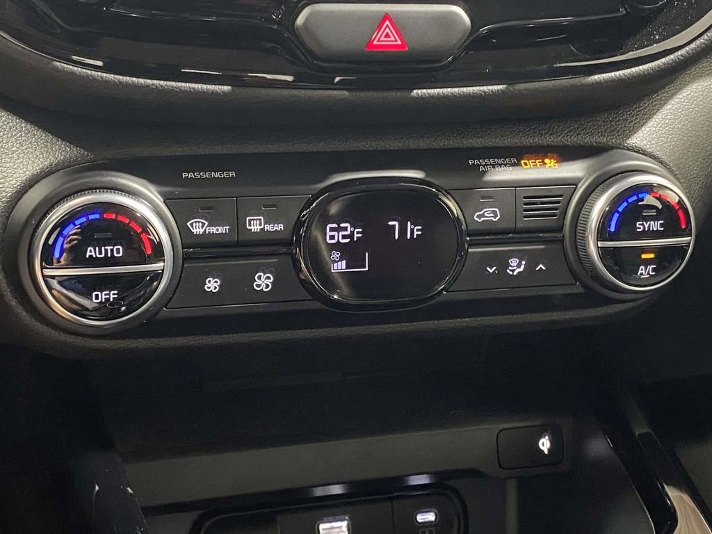 Used 2024 Kia Soul S image 29