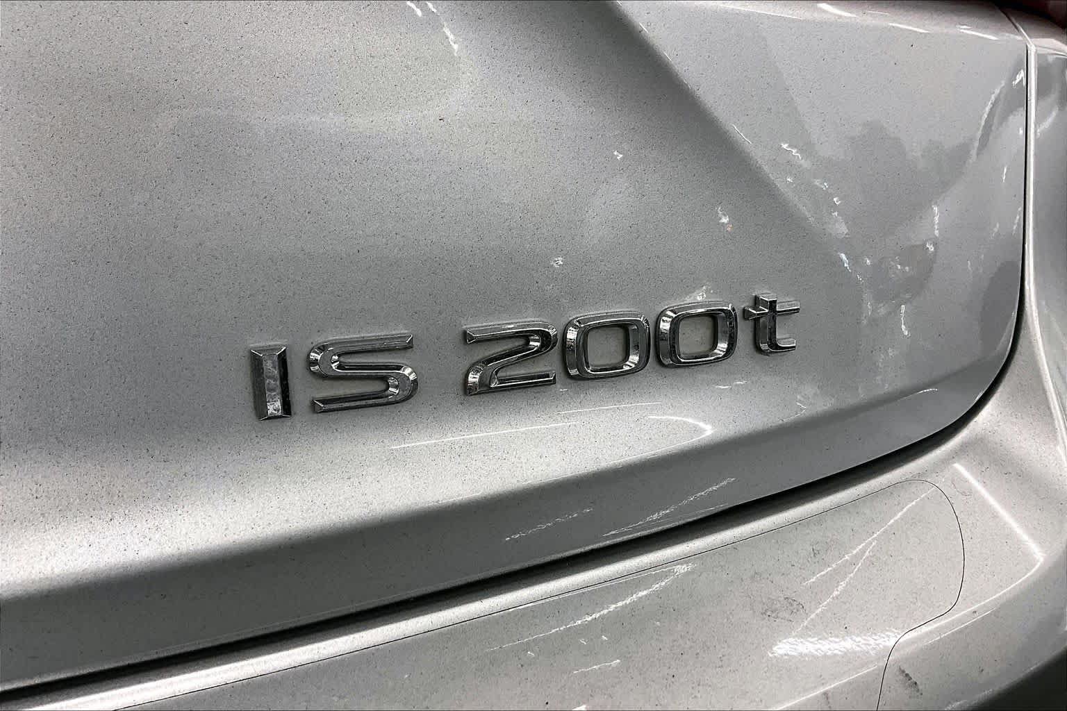 Used 2016 Lexus IS 200t w/ Navigation System Package RWD image 9
