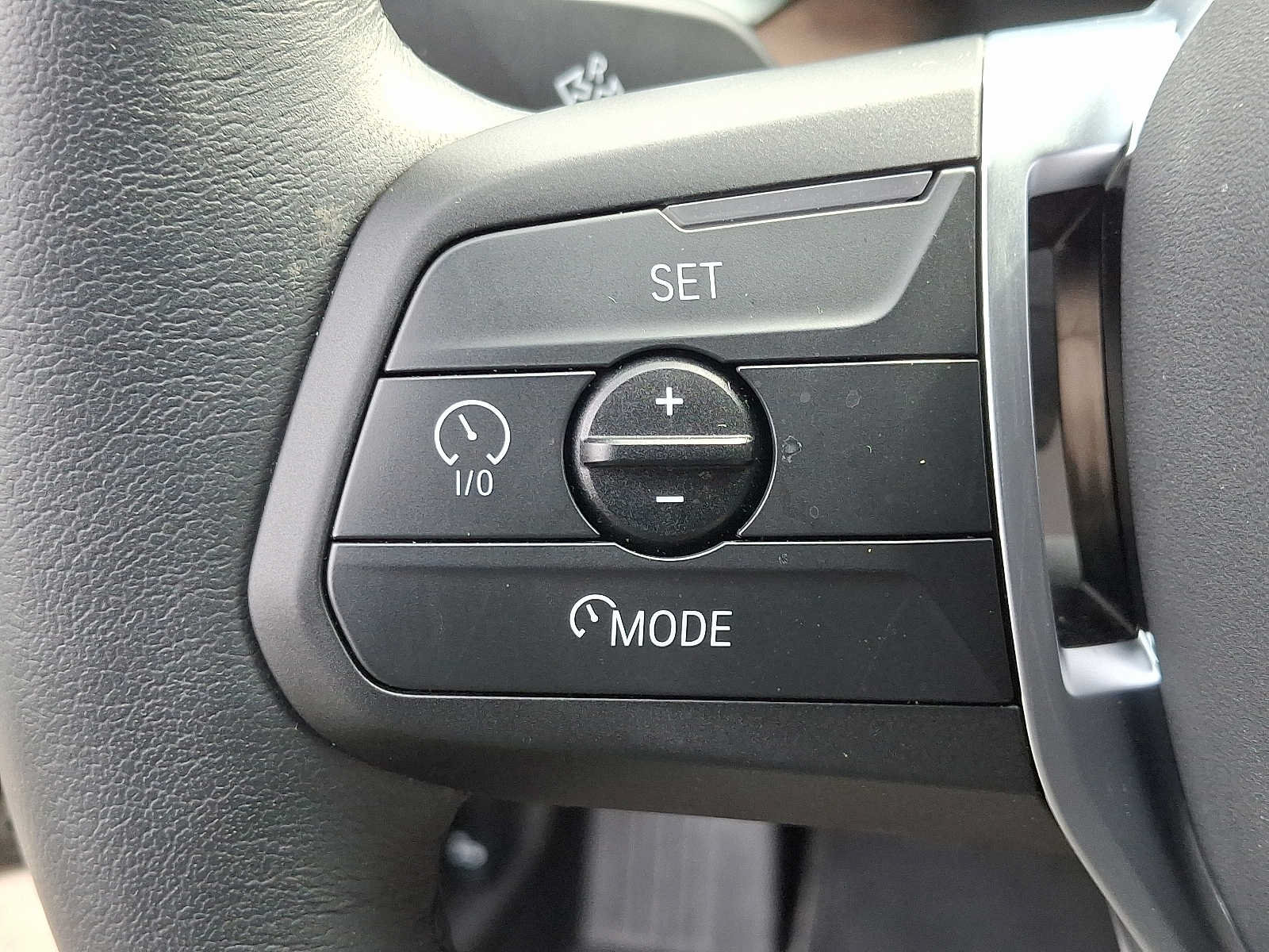Used 2025 BMW X1 xDrive28i w/ Technology Package AWD/4WD image 21