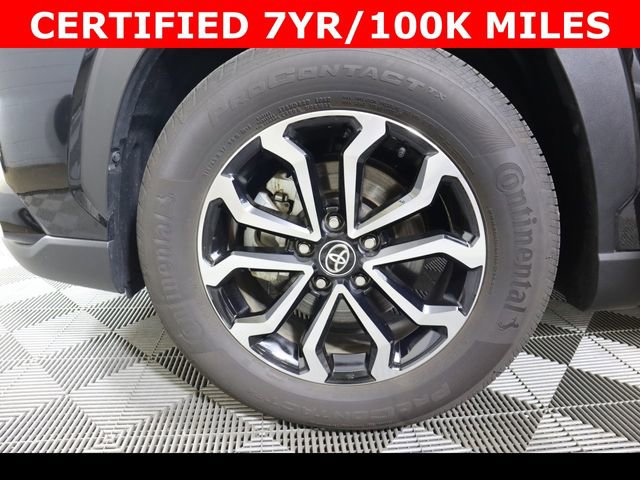 Used 2025 Toyota Corolla Cross AWD Hybrid w/ Moonroof Package image 27