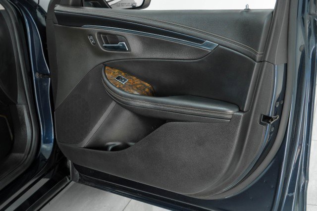 Used 2014 Chevrolet Impala LT w/ Convenience Package image 44