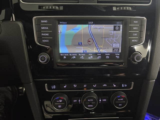 Used 2016 Volkswagen Golf 4-Door AWD/4WD image 13