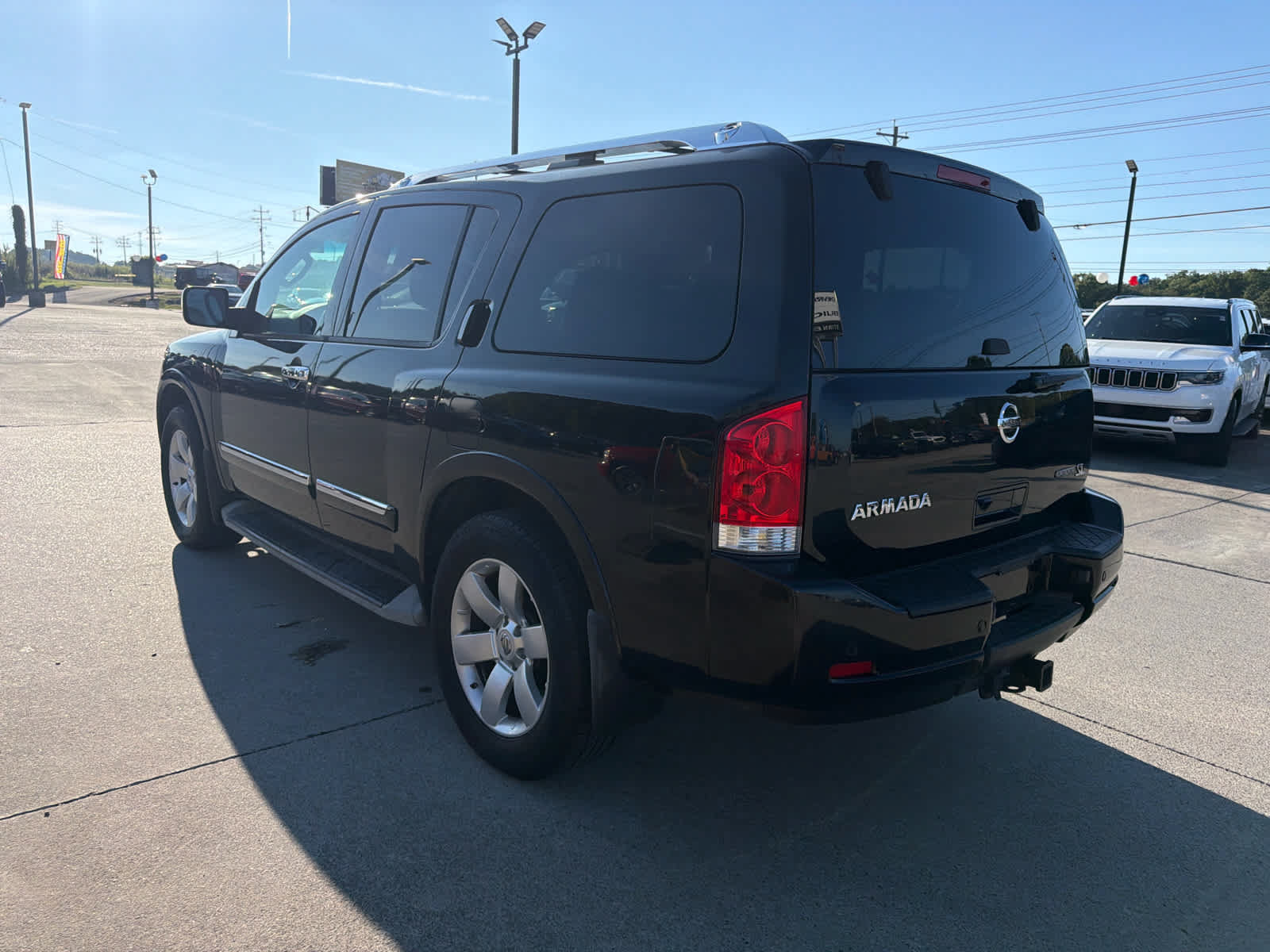 Used 2012 Nissan Armada SL AWD/4WD image 6