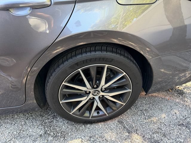 Used 2022 Toyota Camry XLE FWD image 10