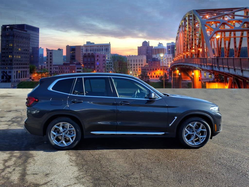 Used 2022 BMW X3 xDrive30i w/ Premium Package 2 image 2