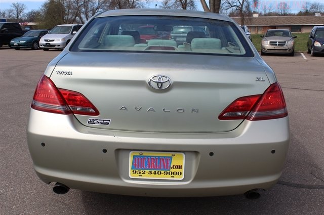 Used 2008 Toyota Avalon XL FWD image 26