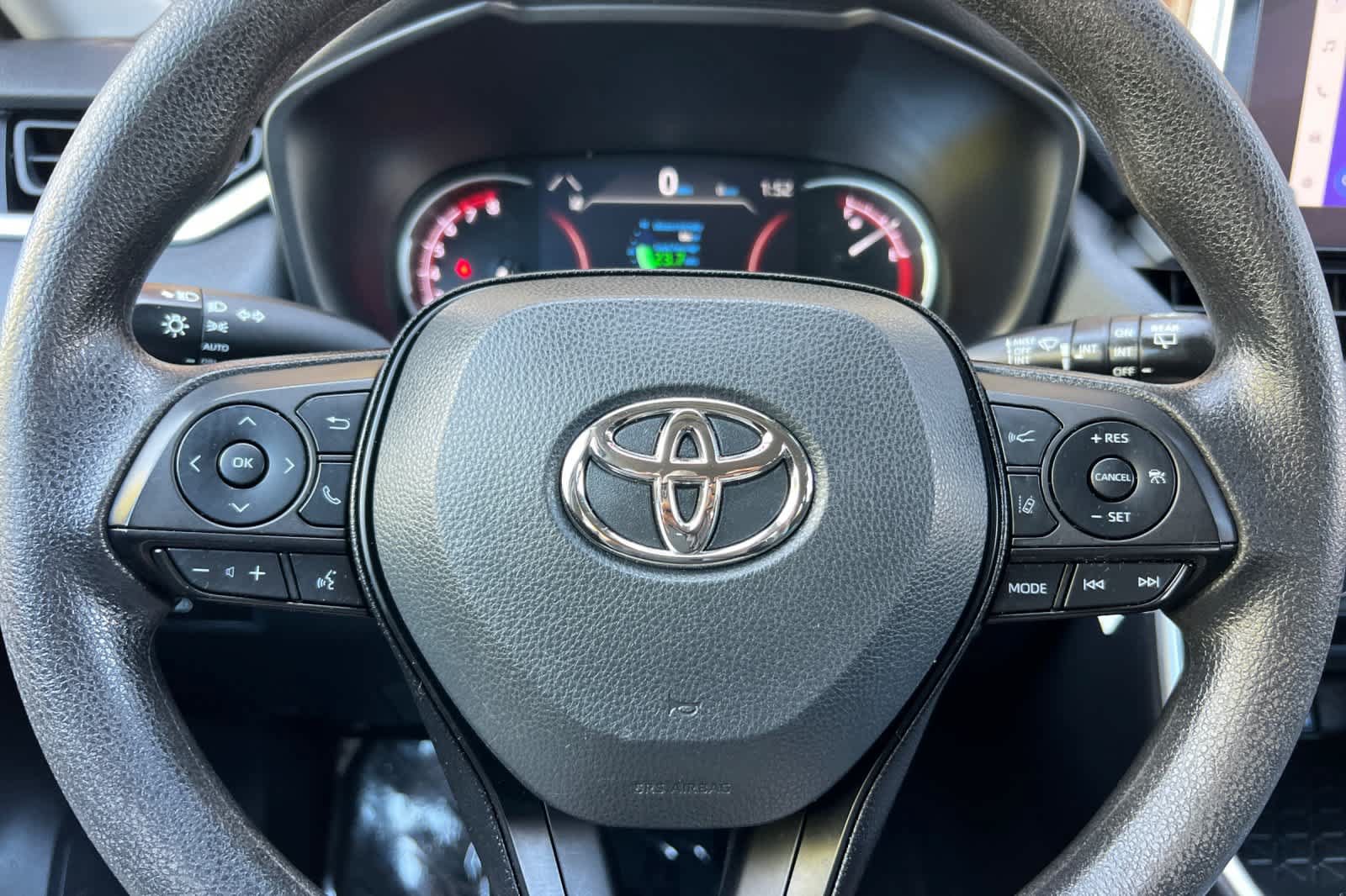 Certified 2023 Toyota RAV4 XLE AWD/4WD image 25