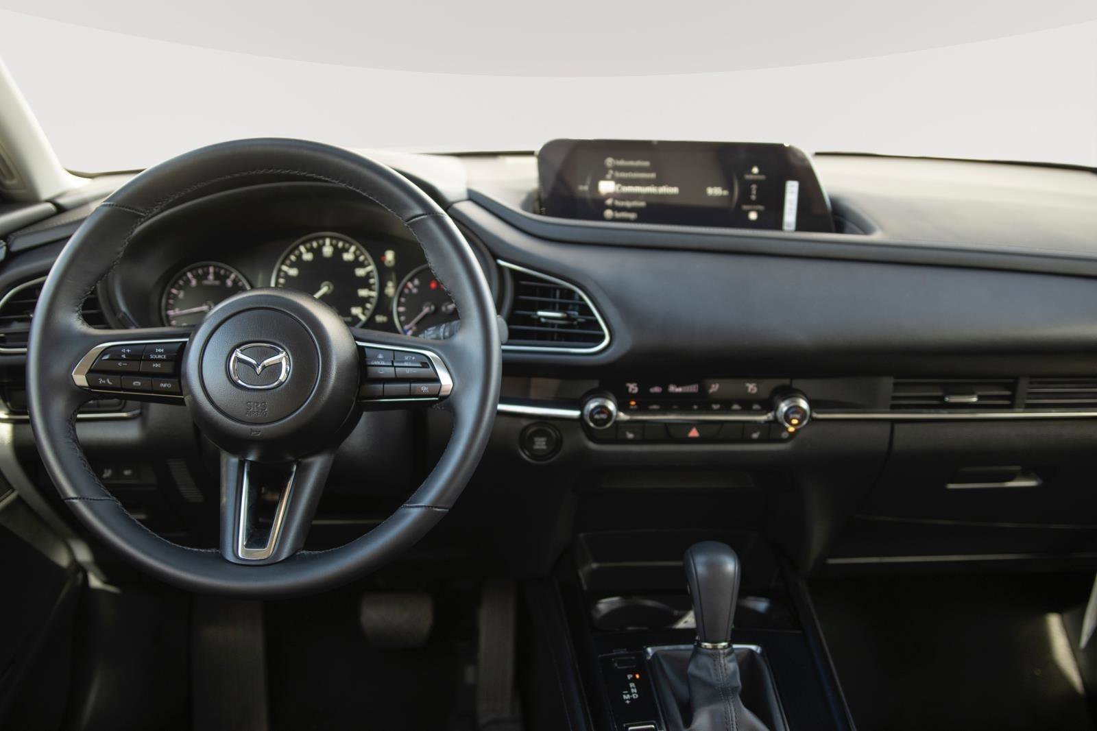 Used 2025 MAZDA CX-30 AWD 2.5 S w/ Preferred Package image 3