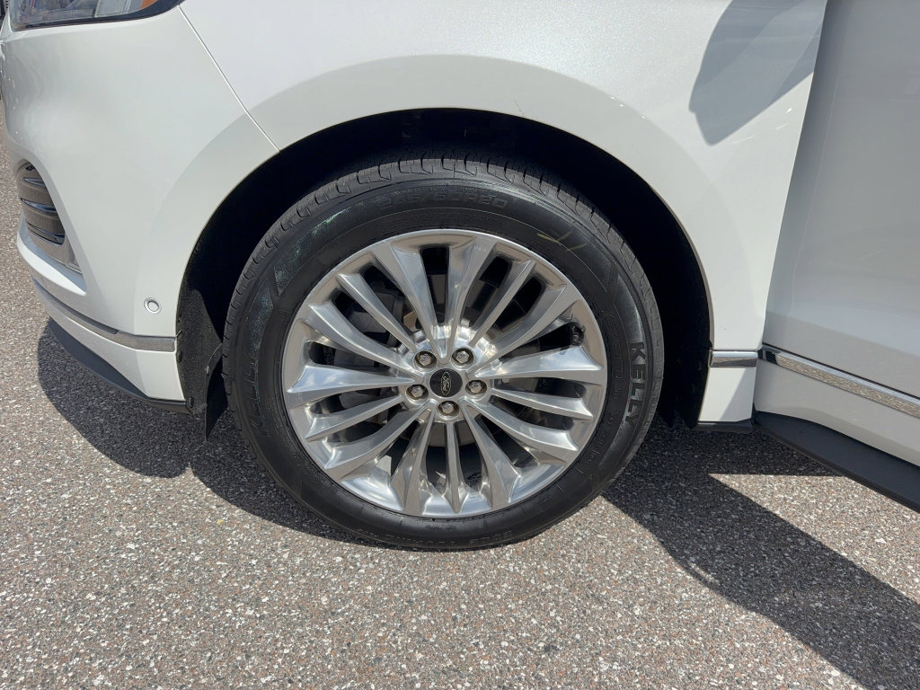 Certified 2021 Ford Edge Titanium w/ Equipment Group 301A image 34