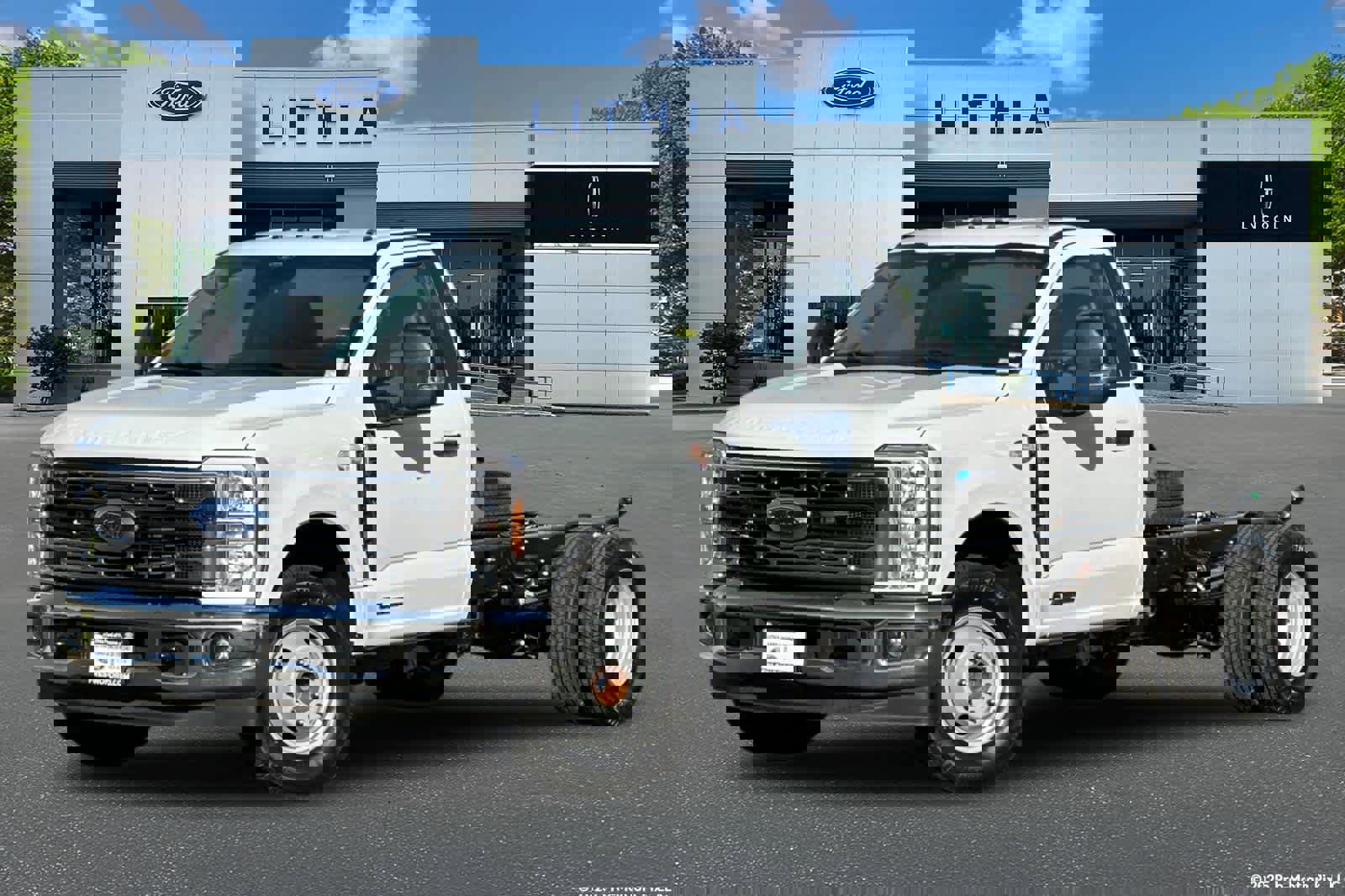 New 2024 Ford F350 XL w/ XL Chrome Package