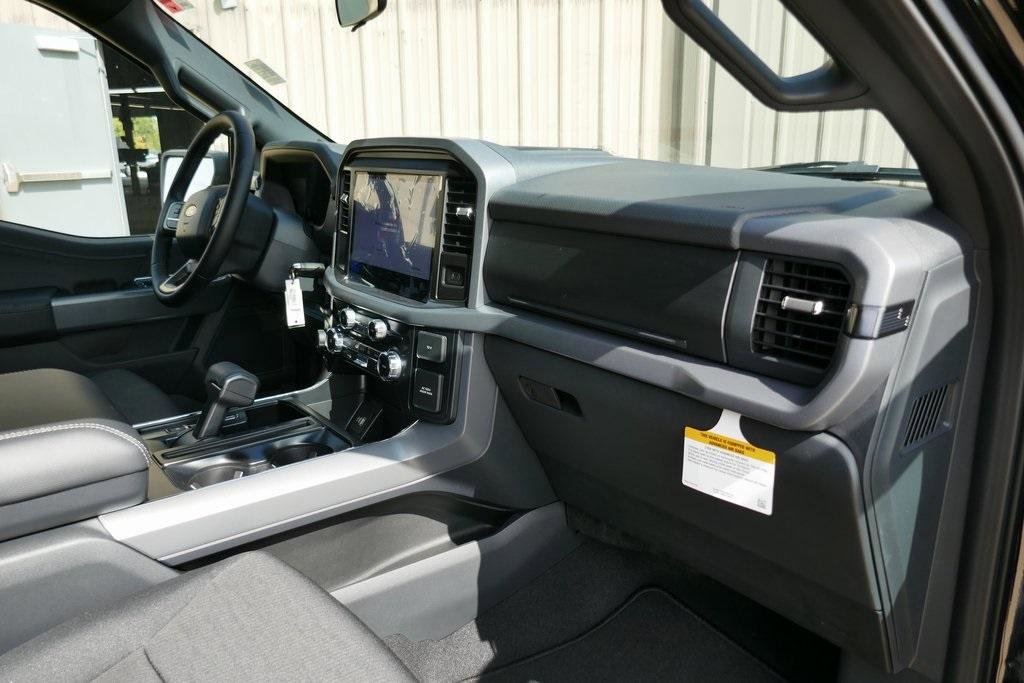 New 2025 Ford F150 XLT w/ Equipment Group 301A Standard image 12