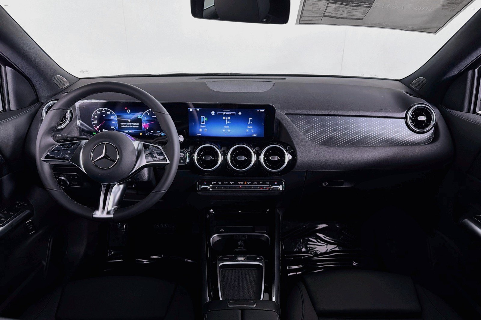 New 2026 Mercedes-Benz GLA 250 image 4