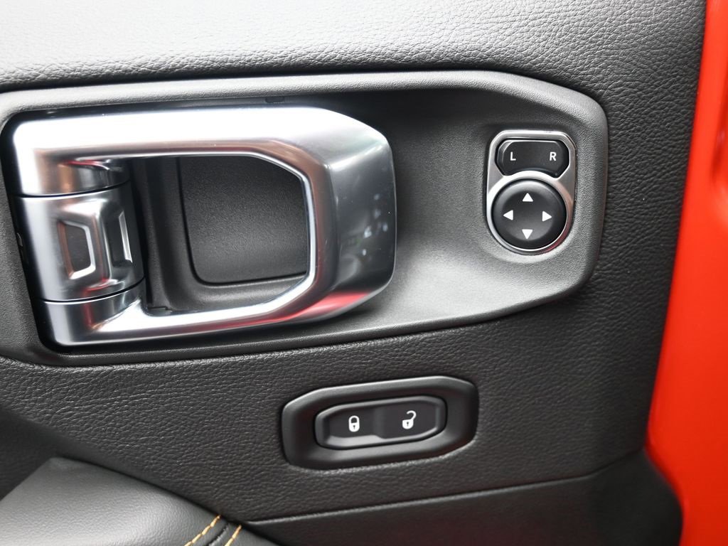 New 2025 Jeep Gladiator Sport image 10