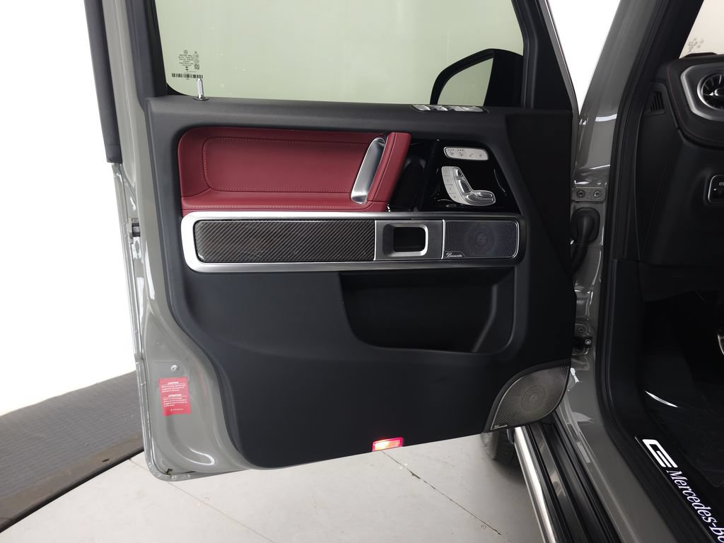 Certified 2025 Mercedes-Benz G 580 w/ Manufactur Interior Package image 5