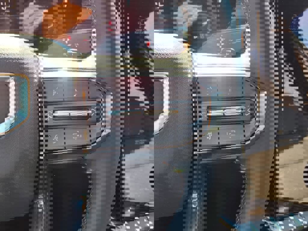 New 2025 GMC Acadia AT4 w/ LPO, All-Weather Package image 16