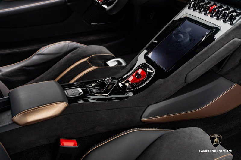 Used 2024 Lamborghini Huracan Tecnica image 46