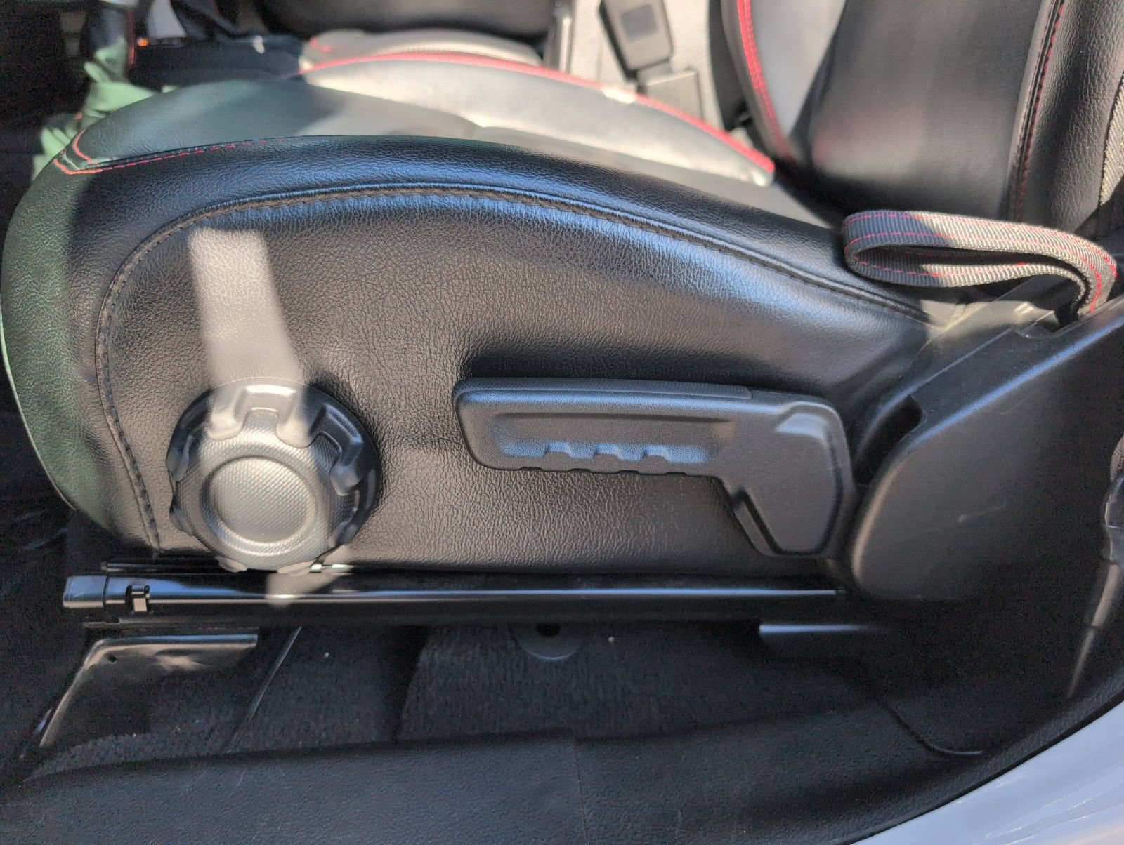 Used 2021 Jeep Wrangler Unlimited Rubicon AWD/4WD image 7