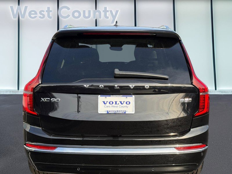 Certified 2025 Volvo XC90 B5 Plus image 6