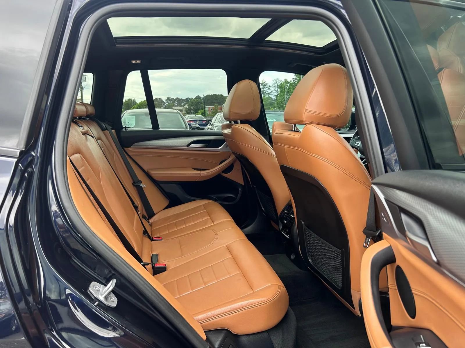 Used 2019 BMW X3 sDrive30i w/ M Sport Package 2 RWD image 16