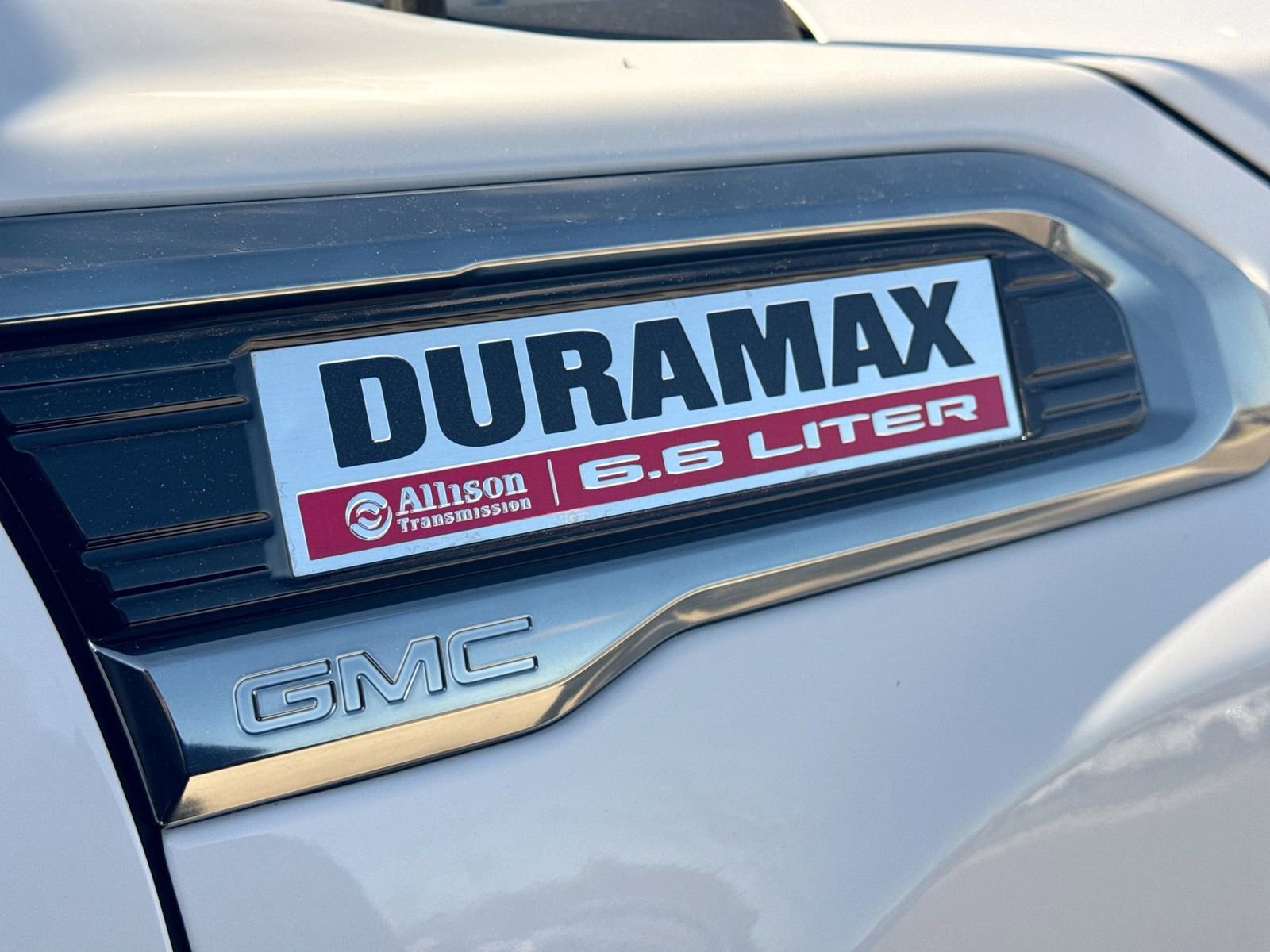Used 2021 GMC Sierra 2500 AT4 w/ AT4 Premium Plus Package AWD/4WD image 17