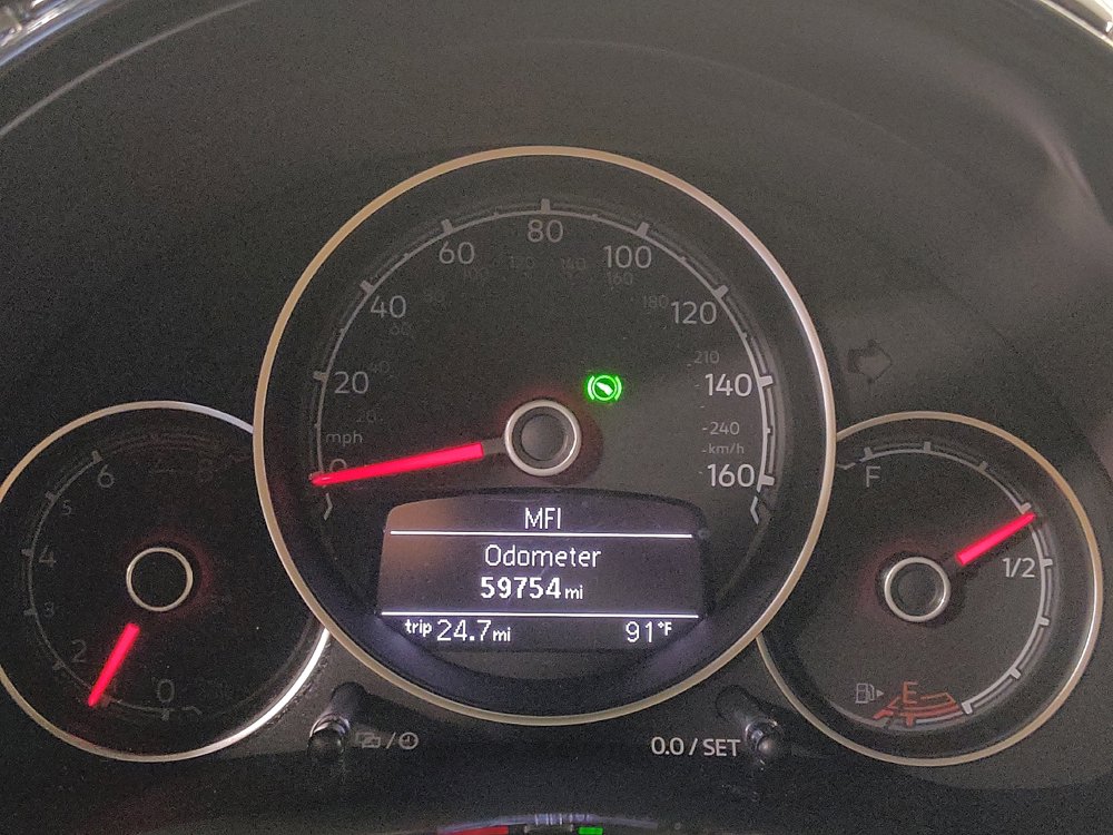 Used 2019 Volkswagen Beetle 2.0T S FWD image 23