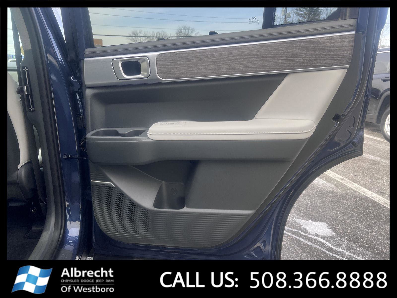 Used 2025 Hyundai Santa Fe Limited image 20