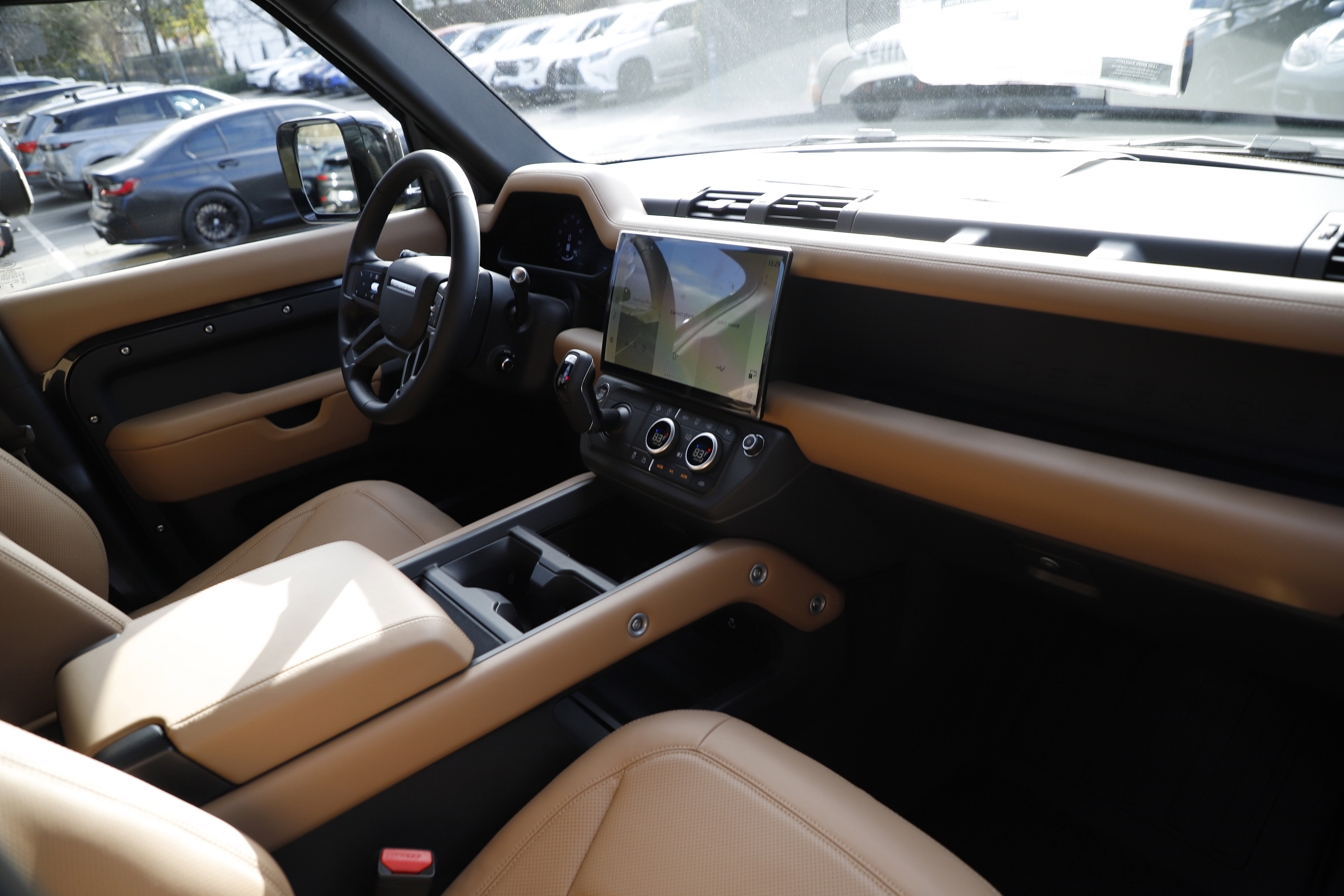 New 2026 Land Rover Defender 110 X-Dynamic SE image 12