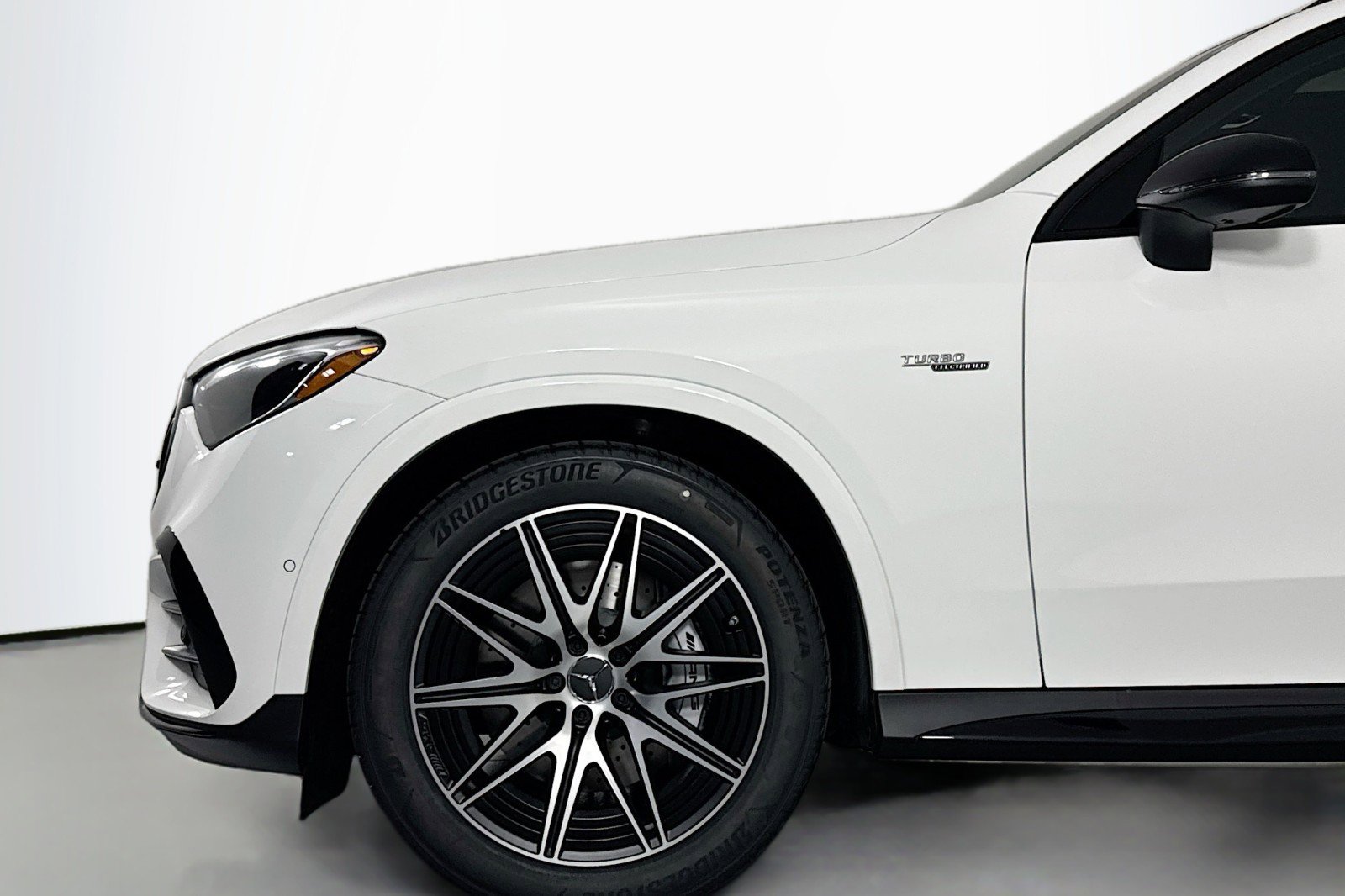 New 2026 Mercedes-Benz GLC 43 AMG 4MATIC image 9