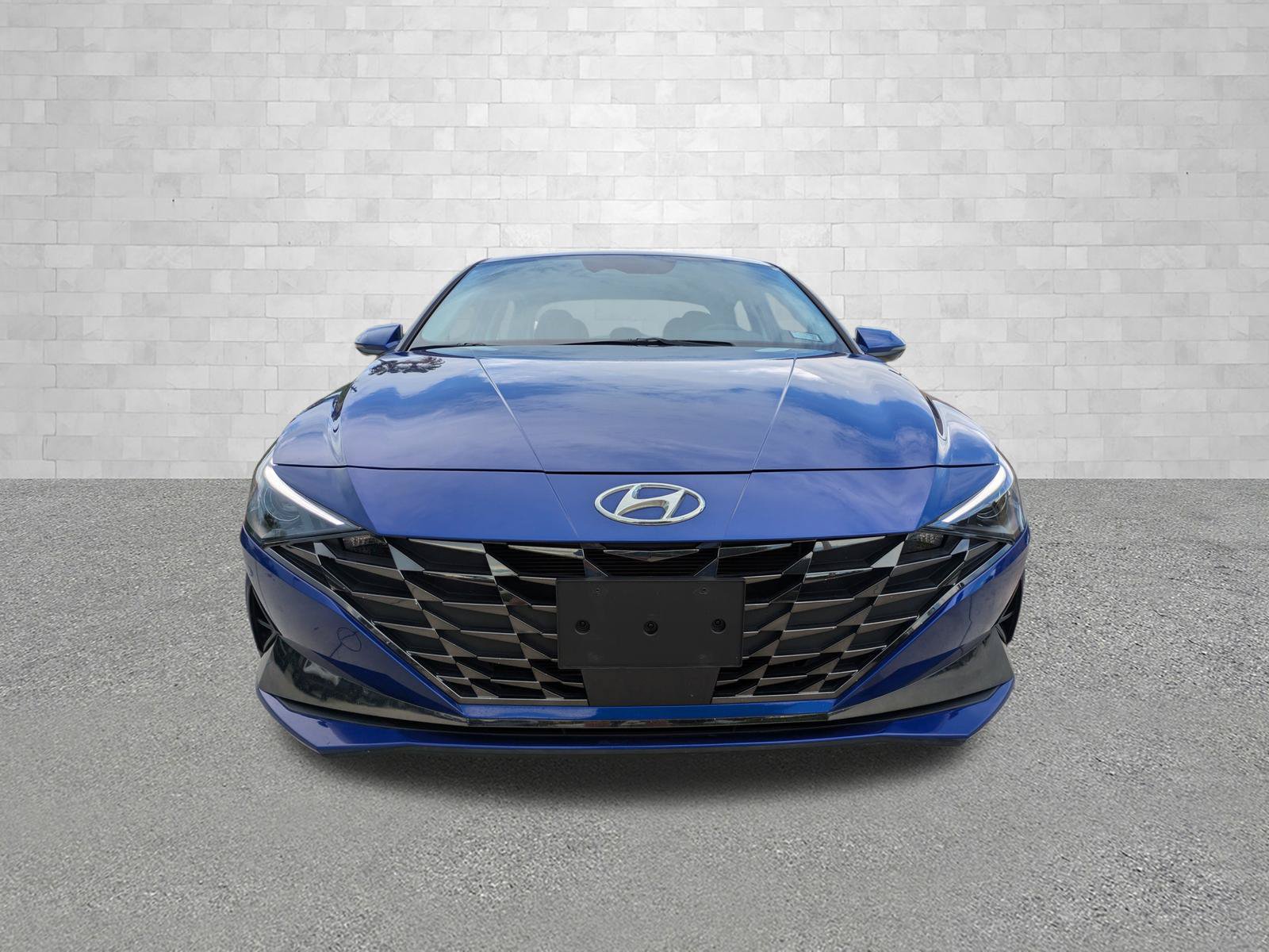 Certified 2022 Hyundai Elantra SEL w/ Convenience + Premium Package FWD image 6