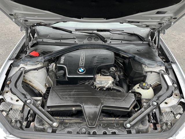 Used 2015 BMW 228i xDrive Convertible AWD/4WD image 15