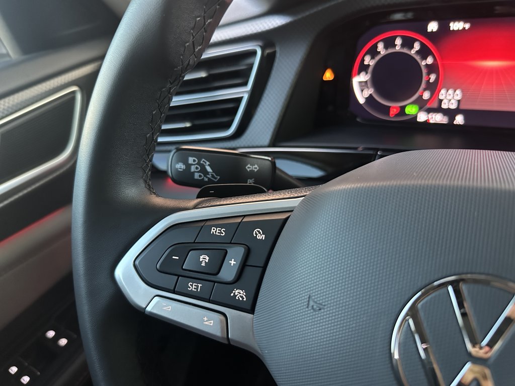 Used 2024 Volkswagen Atlas Peak Edition SEL AWD/4WD image 22