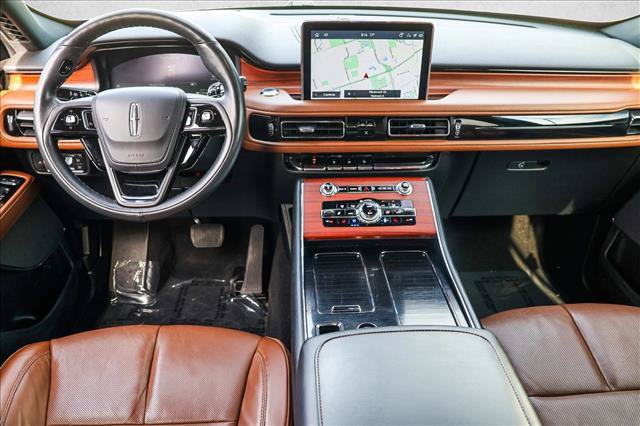 Used 2022 Lincoln Aviator Reserve w/ Equipment Group 201A AWD/4WD image 23