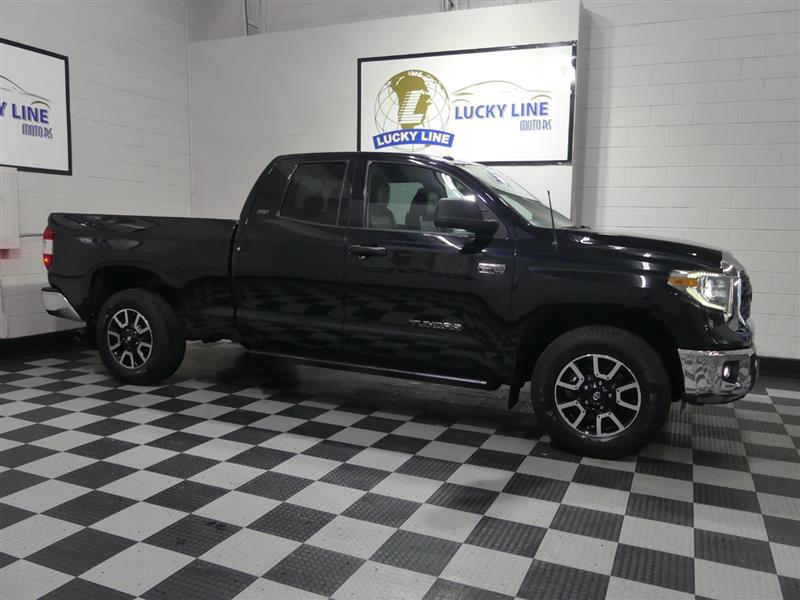 Used 2018 Toyota Tundra SR5 w/ TRD Off Road Package AWD/4WD image 6