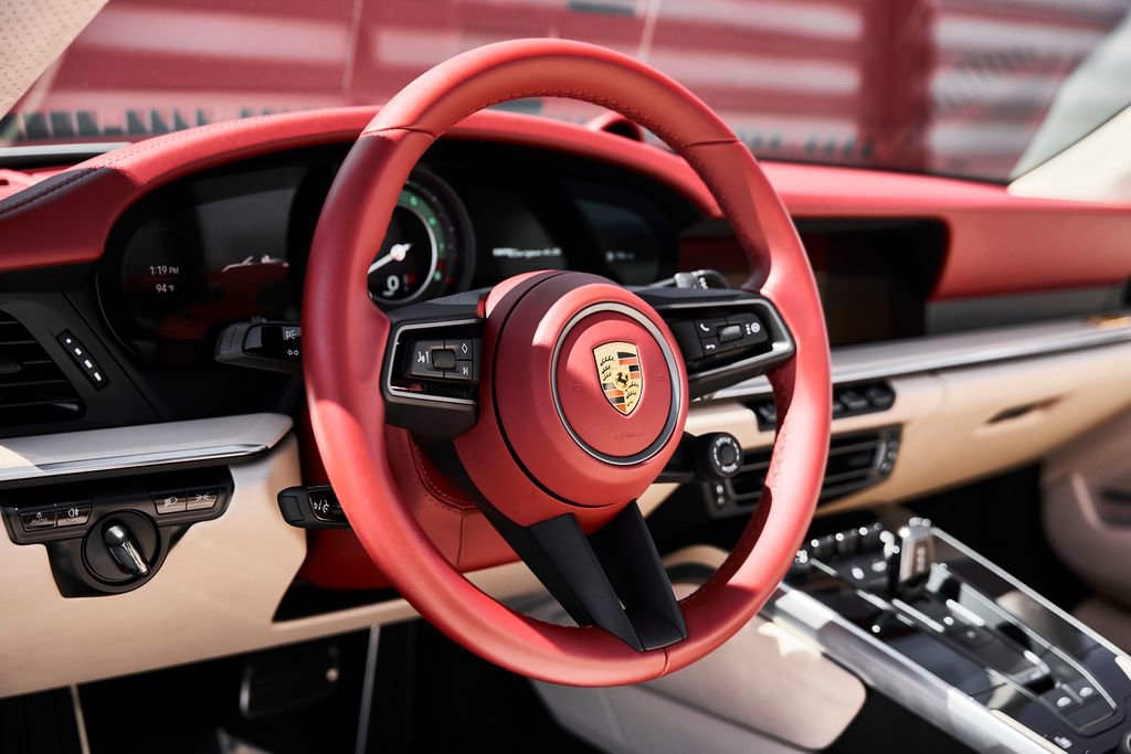 Used 2021 Porsche 911 Targa 4S image 40