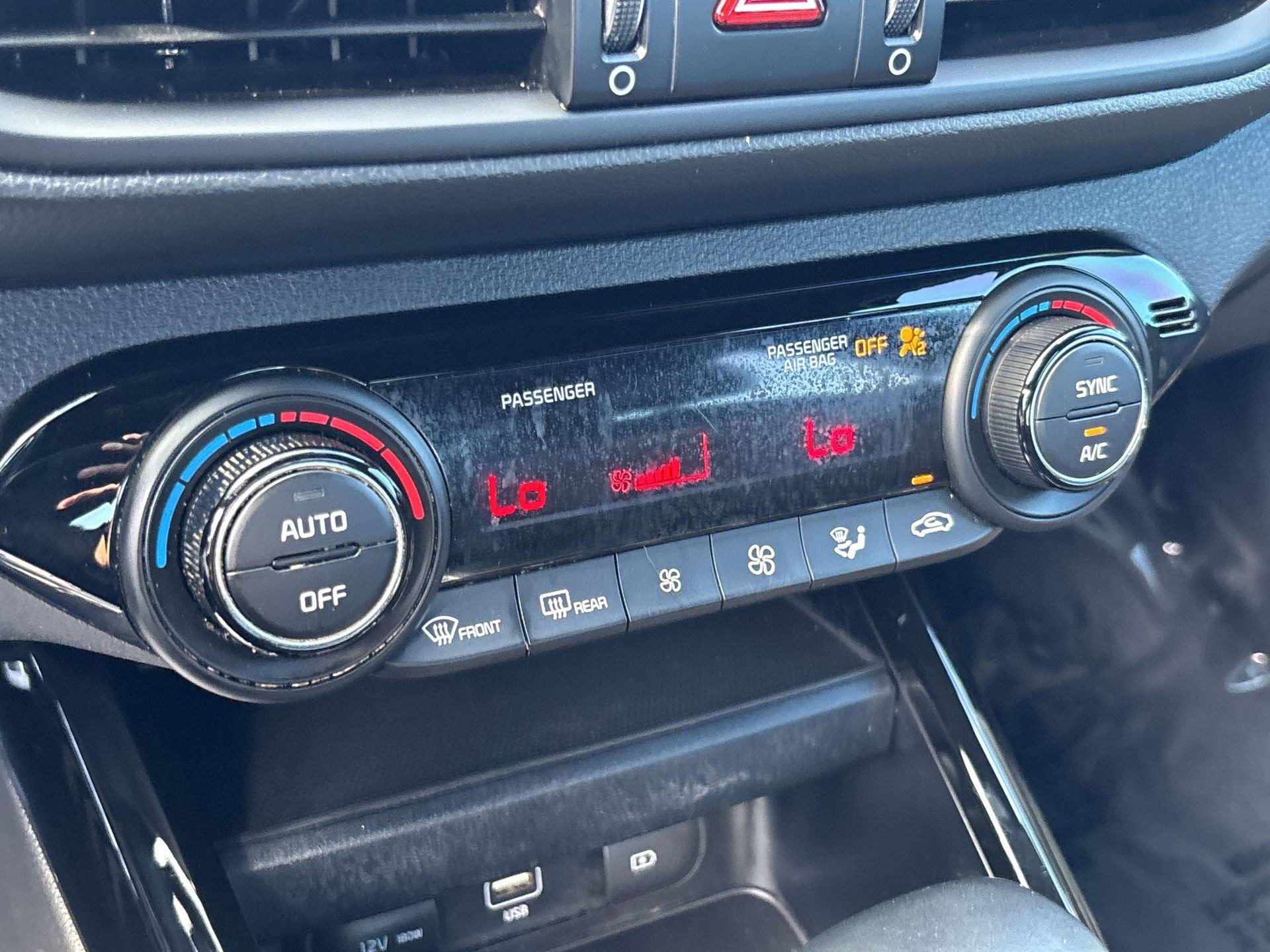 Certified 2024 Kia Forte GT-Line FWD image 16