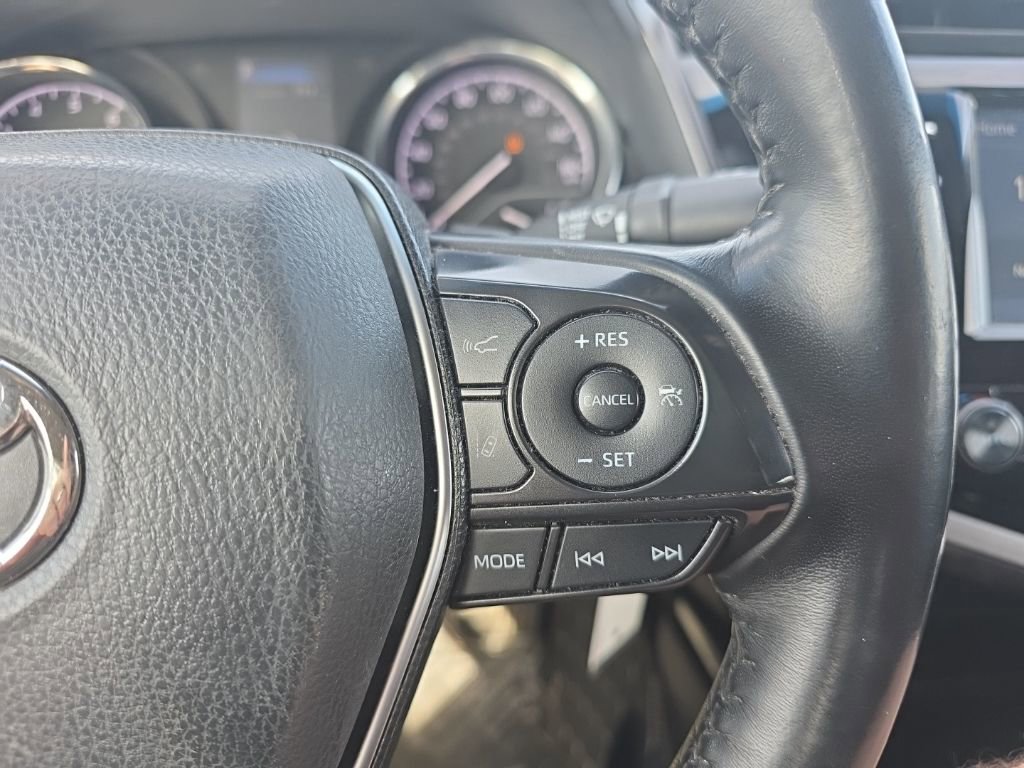 Used 2018 Toyota Camry SE FWD image 22