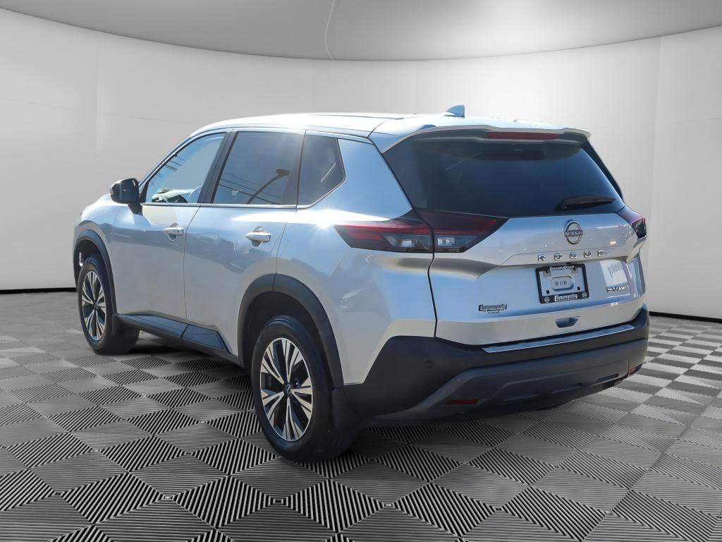 Used 2023 Nissan Rogue SV image 5