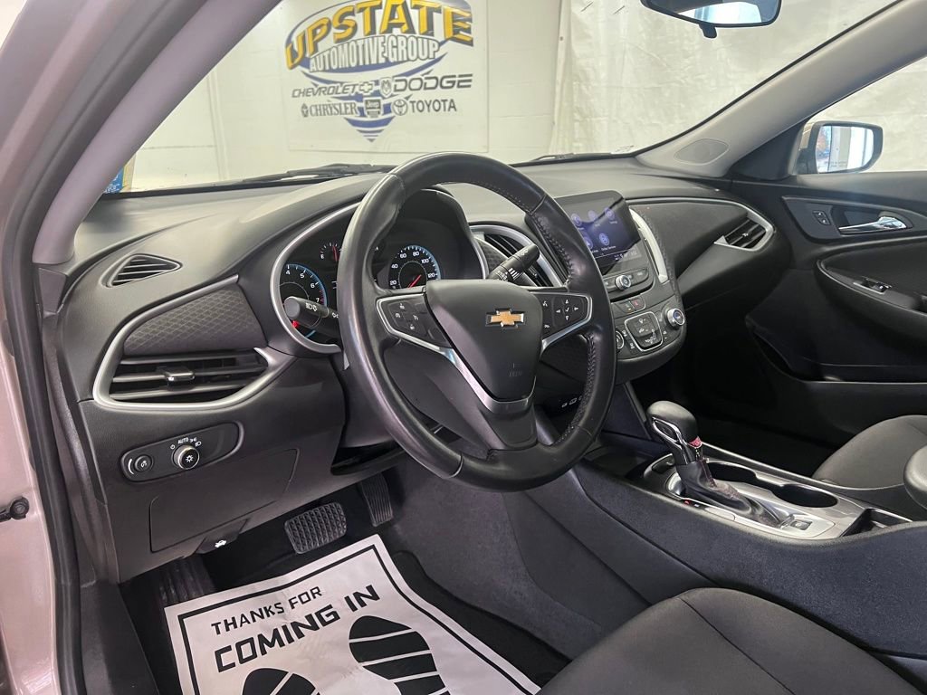 Used 2022 Chevrolet Malibu RS image 17