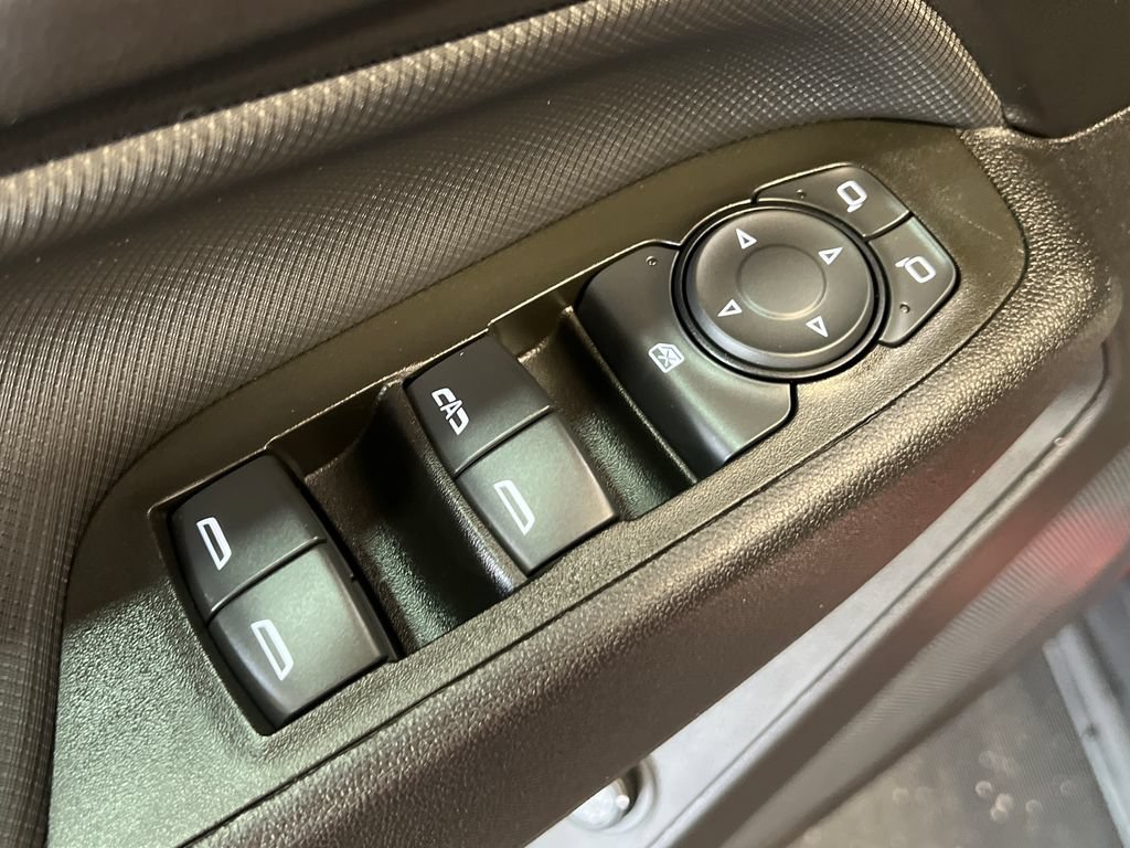 Used 2024 Chevrolet Equinox RS AWD/4WD image 34