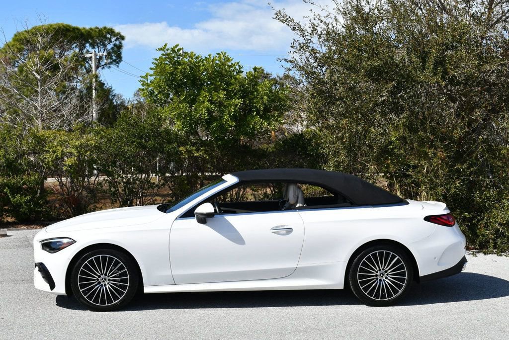 Used 2025 Mercedes-Benz CLE 300 4MATIC Cabriolet image 33