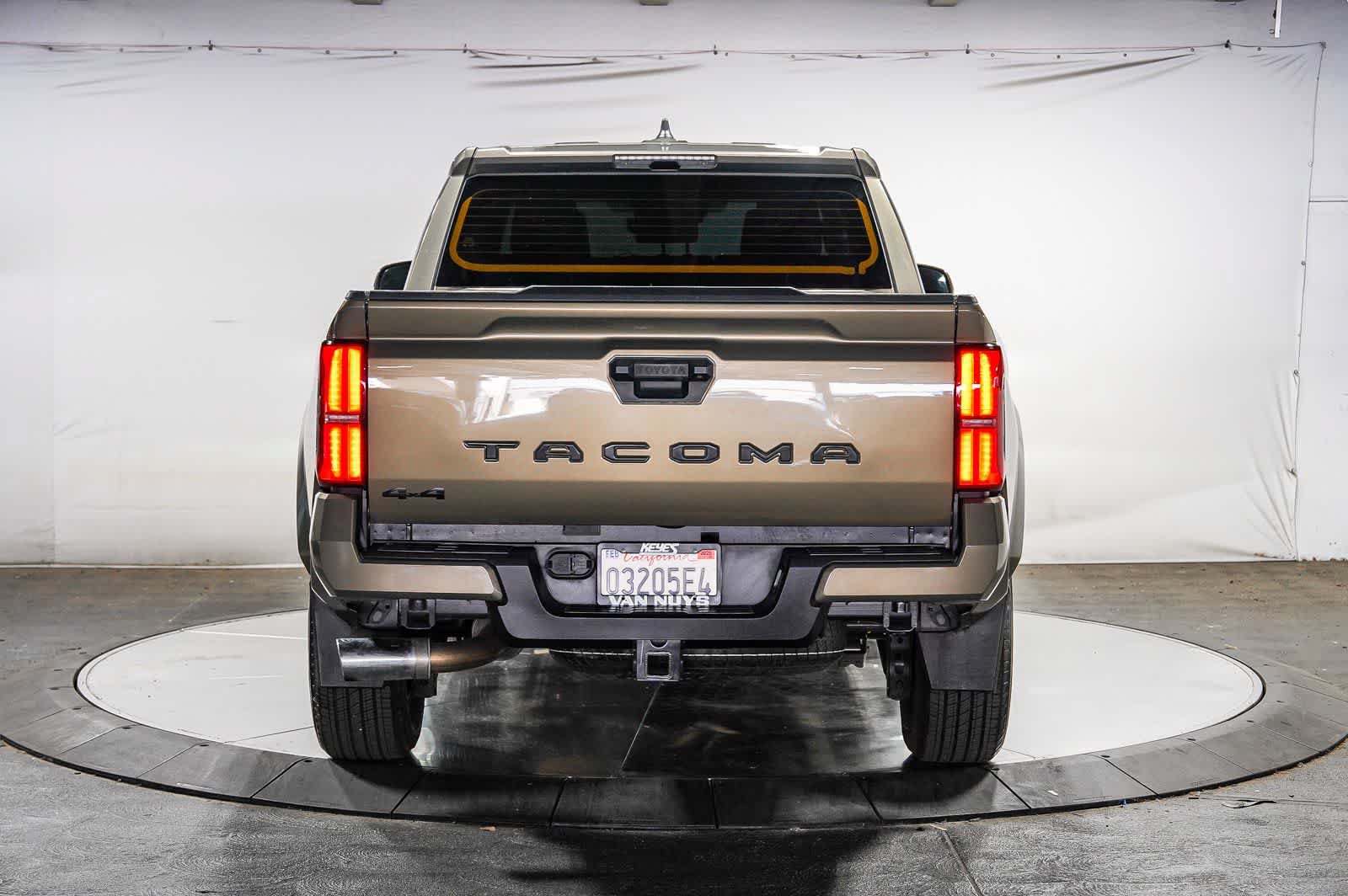 Certified 2024 Toyota Tacoma TRD Sport AWD/4WD image 4