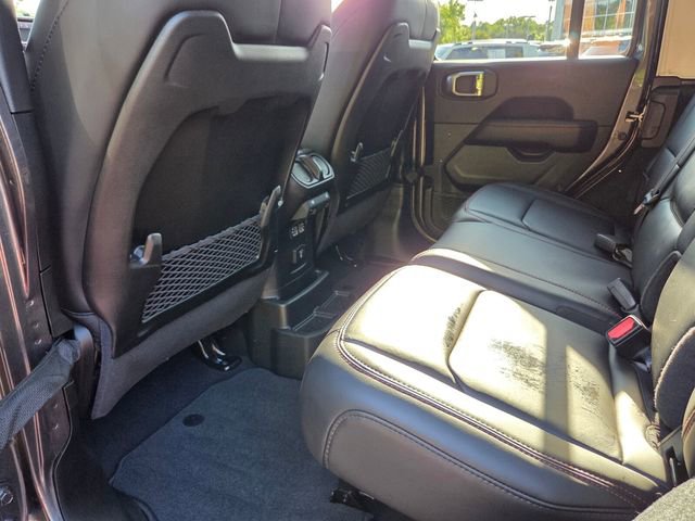 Used 2024 Jeep Wrangler Unlimited Rubicon w/ Convenience Group AWD/4WD image 8